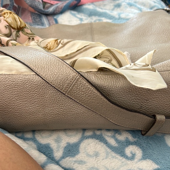 Coach Gold Leather Shoulder Bag - Picture 8 of 9